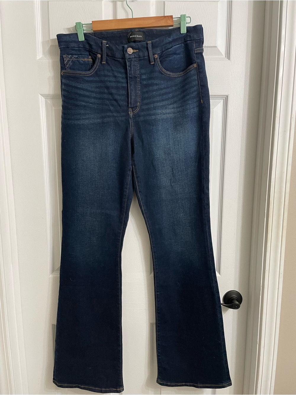 Buckle Black Dark Blue Flare Jeans 31. X 34